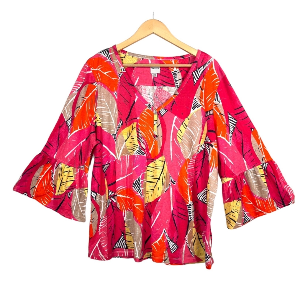 Nic + Zoe  Multicolor Feather Leaves Print Top XL